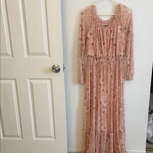 Elegant Floral Peach/Brown Dress